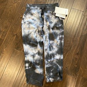 Lululemon warm down jogger